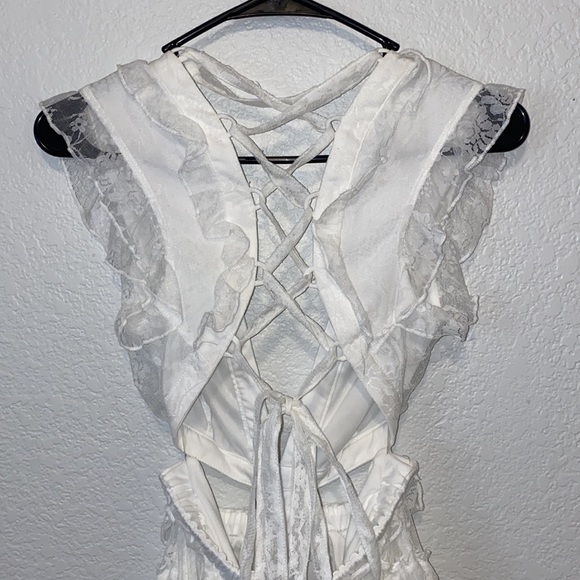 Dress - Picture 7 of 11